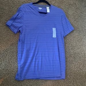 Old Navy T- Shirt